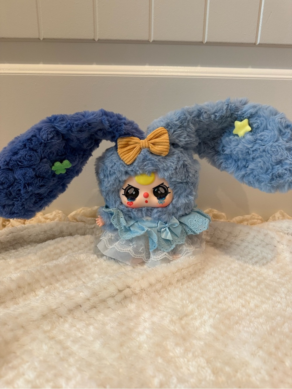 Baby three lily rabbit town blue